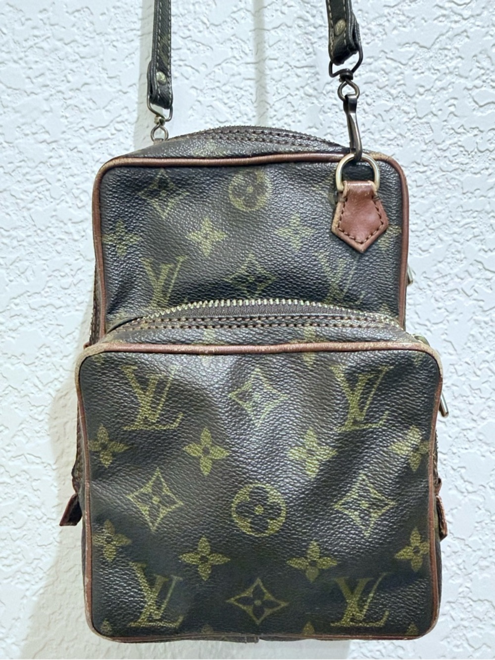 Louis Vuitton Monogram Amazone Messenger Bag